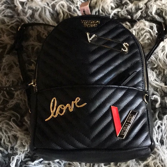 Victoria Secret Backpack π»π»π»β€οΈππ½ππ½ππ½πΊπΈ - Picture 2 of 4